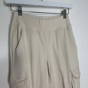 ALO Yoga High Rise Cargo Sweat Pant Cuffed Jogger 7/8 Size XS Womens thumbnail 8