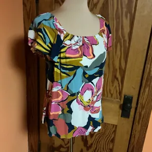 MB Bright Tropical Flowers Blouse Size M thumbnail 10