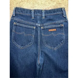 Wrangler Women’s Vintage 90s Misses Full Fit Jeans 10 thumbnail 8