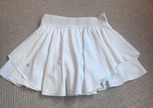 Lululemon Women's Court Rival High Rise Tennis Skirt Regular White Size 4 thumbnail 3