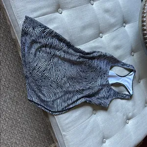 Lululemon Black White Zebra Print Razorback Tank thumbnail 3