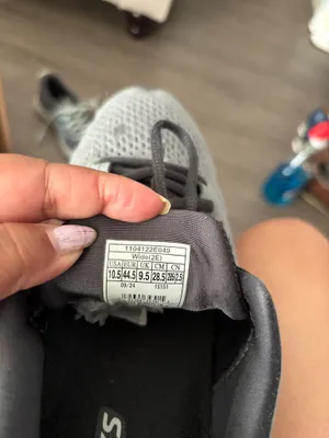 Brooks Sz10.5 Running Sneakers  thumbnail 2
