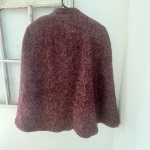 ModCloth Pardon My French Quarter Cape‎ Wool Blend Tweed Burgundy Size S thumbnail 6