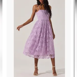 Astr Strapless Lilac Lace Dress size S thumbnail 3