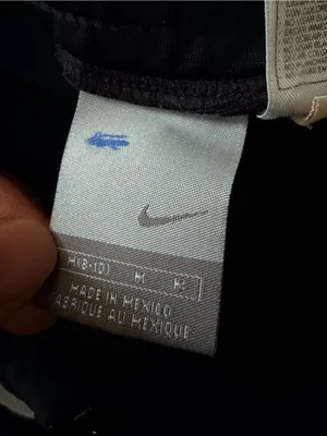 Nike Women's Black Capri Active Pants thumbnail 4
