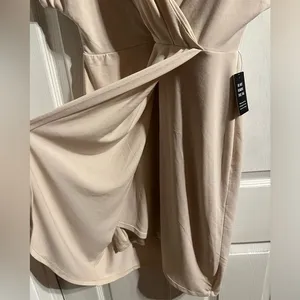 Express Pleated Wrap Front Dress NWT Size Small Cream Colored Midi Umpire‎ Waist thumbnail 7