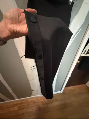 Alo Yoga High -Waist Black Flared Leg Snap up pants thumbnail 3