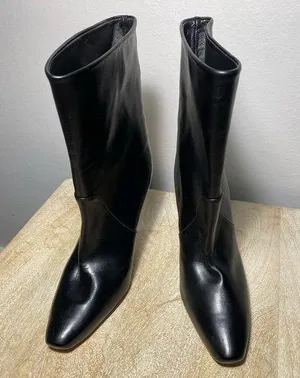 Stuart Weitzman rich leather stiletto boot / bootie size 5 black thumbnail 1