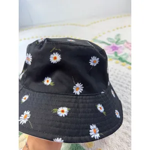 Alice + Olivia Daisy Floral Bucket Hat Black‎ White Stacey Bendet Sun Hat thumbnail 6