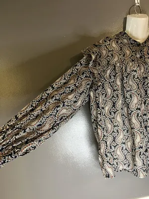 Banana Republic Blouse Womens XL Black Paisley Ruffle Henley Long Sleeve Top thumbnail 4