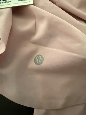 Fast And Shorts Lululemon Free High-Rise 3" thumbnail 6