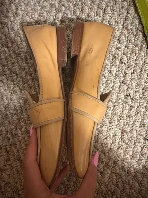 Tory Burch Evette Patent Loafer in Nude- Size 8 thumbnail 5