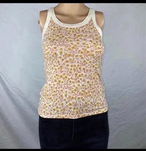NEW Tank Top Yellow Size M thumbnail 6