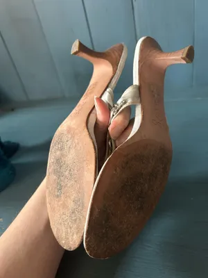 Vintage ALDO Cream Rhinestone Kitten Heel Thong Sandals | Size 39 - Bridal thumbnail 6