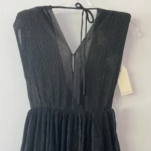 Melloday Black Metallic Plisse Tiered Maxi Dress Sleeveless V-Neck XS‎ New thumbnail 9