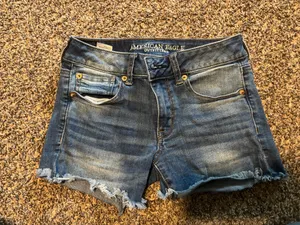 American Eagle Midi Shorts thumbnail 1