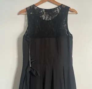 Guess Elegant Black Lace Midi Dress thumbnail 7
