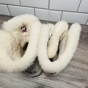 Fila Disruptor Lug Boot Winter White Faux Fur Trim‎ Lace Up Ankle Boots Size 7 thumbnail 12