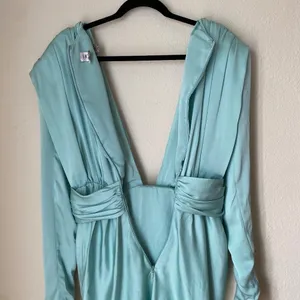 House of CB Pascale Aqua Draped Plunge Satin Mini Dress Womens Size M Mint Green thumbnail 16