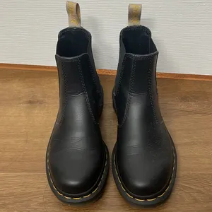 Dr Martens Vegan Felix Chelsea Doc Martens | Gently worn thumbnail 3