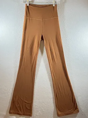 840 | Lululemon Groove Super-High-Rise Nulu Flared Pant Brown‎ Womens 4 thumbnail 1