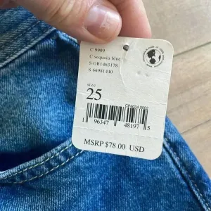 NWT Free People We The Free Maggie Mid Rise Straight In Sequoia Blue Sz 25 thumbnail 6