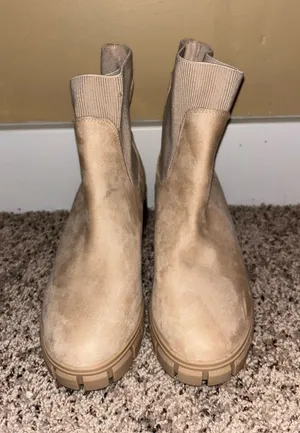 Chunky Boot Tan Size 7 thumbnail 1