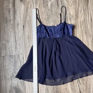 Victoria’s Secret Navy Rose Pattern Satin MEDIUM Lingerie Adjustable Straps #15 thumbnail 10