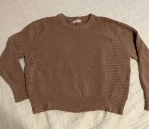 Beige Sweater thumbnail 1