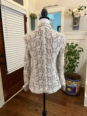 Comme Toi EUC Unique Anthropologie Elegant Lace Women's Jacket with Pockets thumbnail 2
