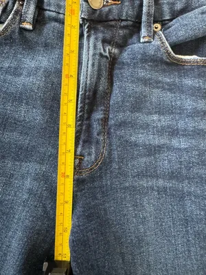 Good American High Rise Skinny Jeans 10 / 30 Dark Wash Stretch Denim Distressed thumbnail 9