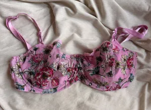 Victoria's Secret Bra Lace Pink thumbnail 1