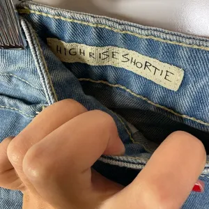 Hot Kiss High Rise Shortie Jean Shorts Size‎ 16 thumbnail 3