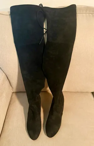 Kaitlyn Pan | Black Over-the-Knee Suede Boots | 7.5M thumbnail 1