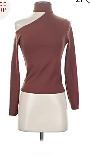 Abercrombie Soft Collection Long Sleeve One Shoulder Top thumbnail 1