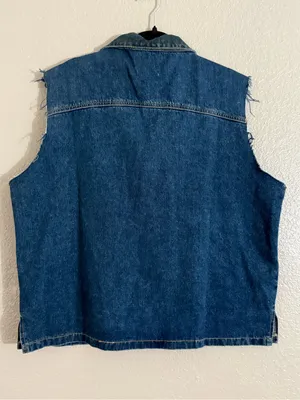 FOUND Revolve Patch Denim Vest L Vintage Blue Distressed Racing Utility Western thumbnail 7