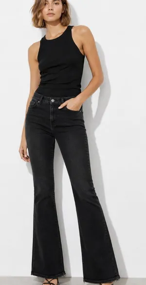 Abercrombie Curve Love Flare Jeans Ultra High Rise Black Wash Grunge Size 31 12 thumbnail 1