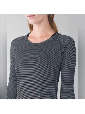 Lululemon run swiftly gray black long sleeve top 8 thumbnail 5