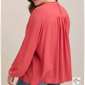NWT Torrid Crinkle Gauze Embroidered Top Size 2X Retail $59.90 thumbnail 3