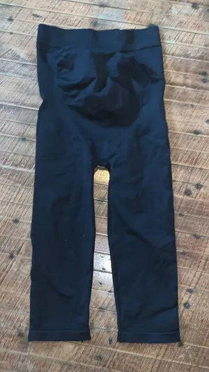 Blanqi black maternity M cropped supportive shapewear leggings thumbnail 1