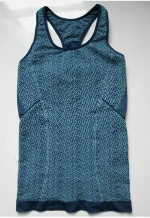 Title Nine Sz S Blue Geo Fitted Atheltic Shelf Bra Racerback Stretch Tank Top thumbnail 1