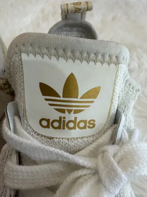 Adidas NMD R1 Women's Sneakers thumbnail 3