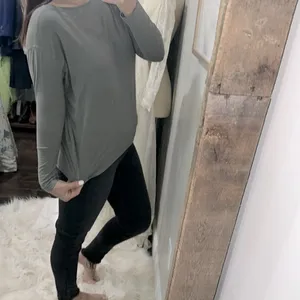 Lululemon Olive Green Long Sleeve Women's Top size 4 thumbnail 3