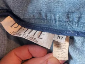 Petite Sophisticate Women's 10 Vintage 100% Cotton High Waisted Denim Shorts thumbnail 4