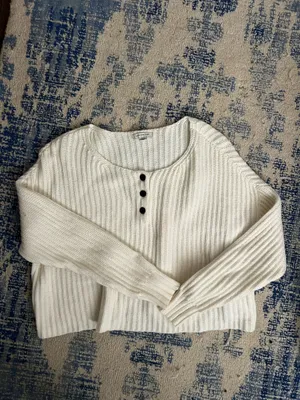 White American Eagle Sweater thumbnail 2