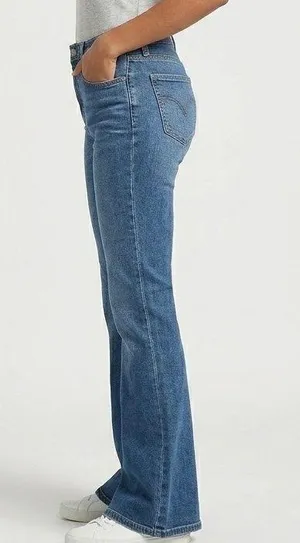 Idyllwind Fueled by Miranda Lambert Women's Size 14W x 36L Dark Wash Flare Jeans thumbnail 2
