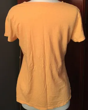 Old Navy Vintage Floral Graphic V-Neck Orange Boho Y2K Tee thumbnail 3