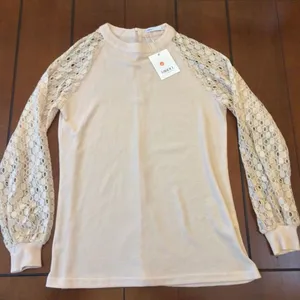 NWT Henley tan knit long sleeve medium Tan thumbnail 1