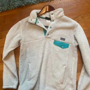 Patagonia sweatshirt thumbnail 1