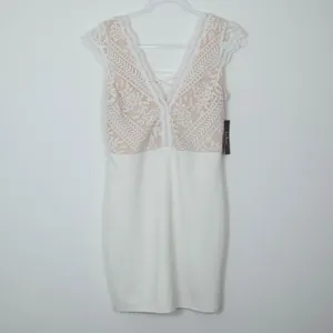 Lulu's Give a Glam Lace Lace-Up Bodycon Mini Dress Bride Womens‎ Size Medium NWT thumbnail 4